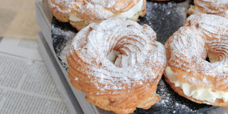 Lubisz słodkie zapachy? Sprawdź, co to mówi o Tobie!